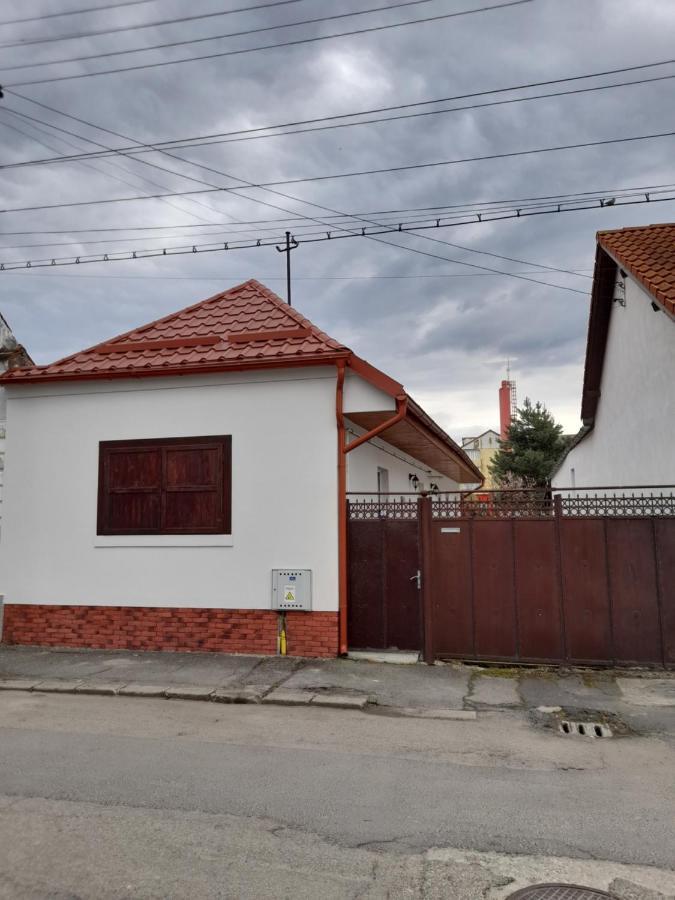 Ludo Hotel Fagaras Exterior photo